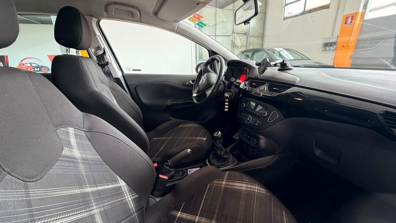 Opel Corsa 1.2 5 porte Innovation