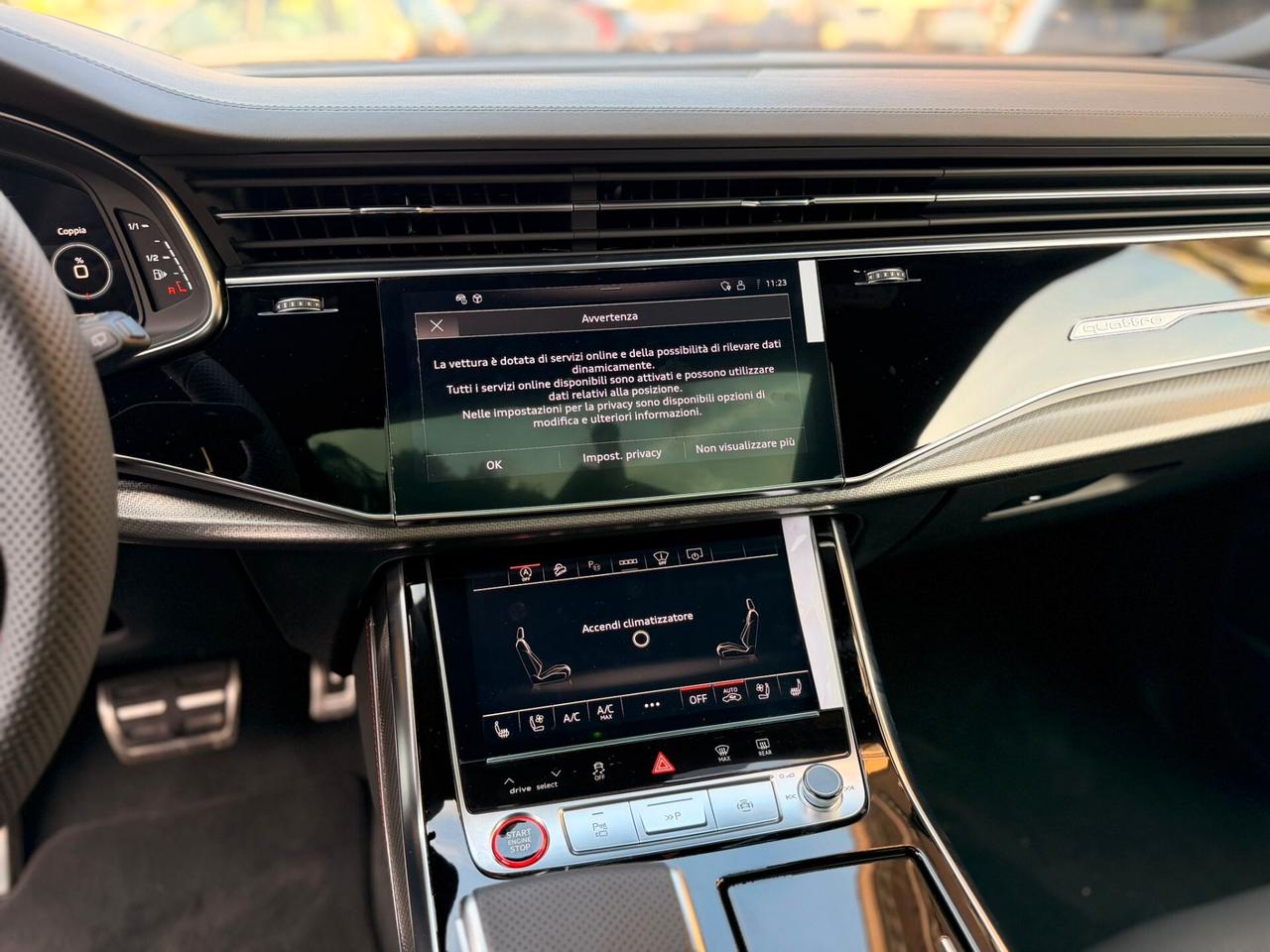 Audi Q8 RS TFSI V8 quattro tiptronic