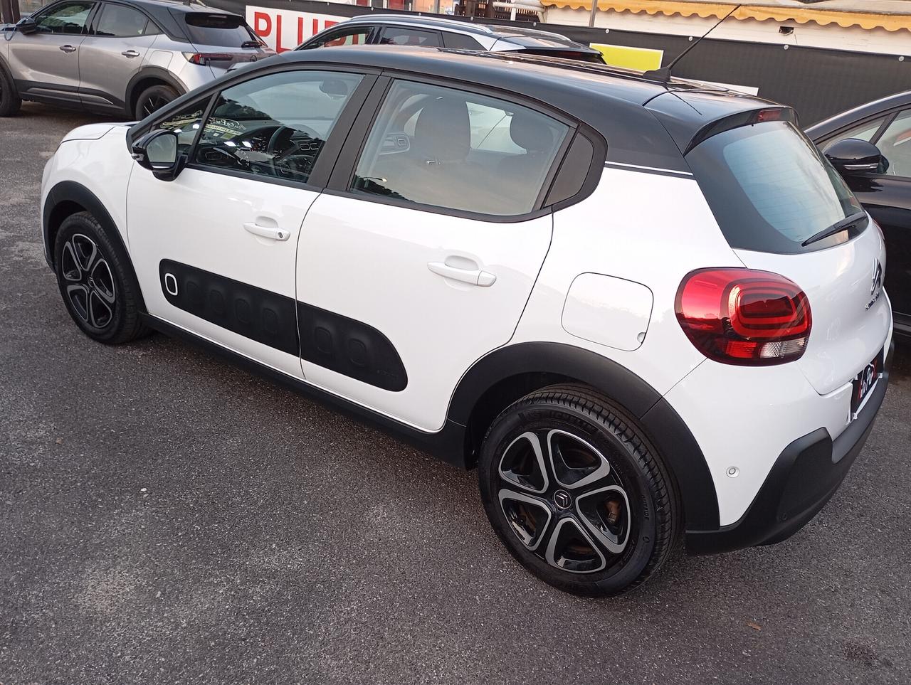 Citroen C3 1.2 PureTech 110CV Shine Aut.