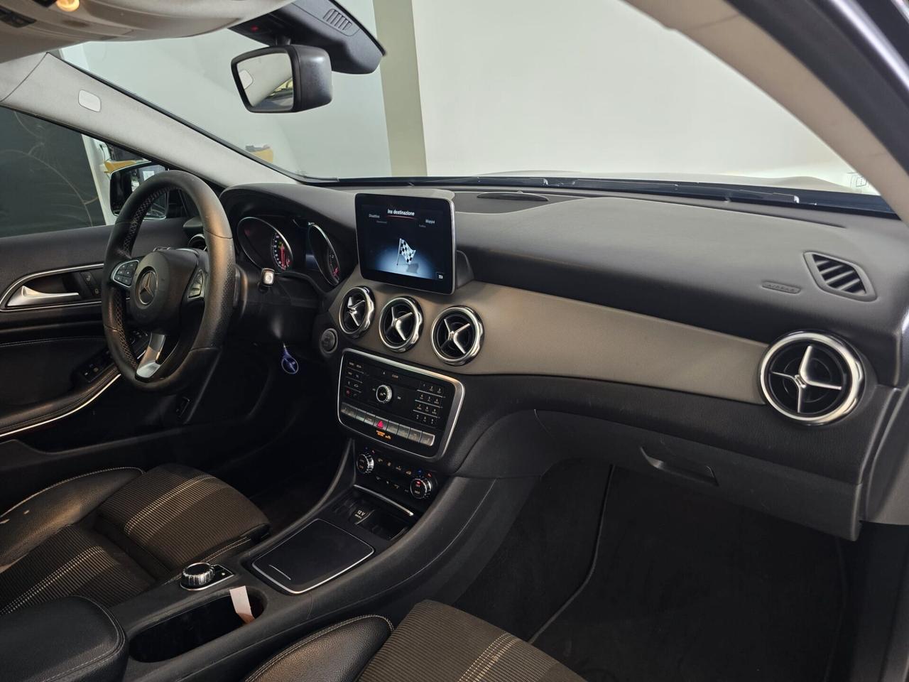 MERCEDES-BENZ GLA 220 D AUTOMATICA ANNO 2019