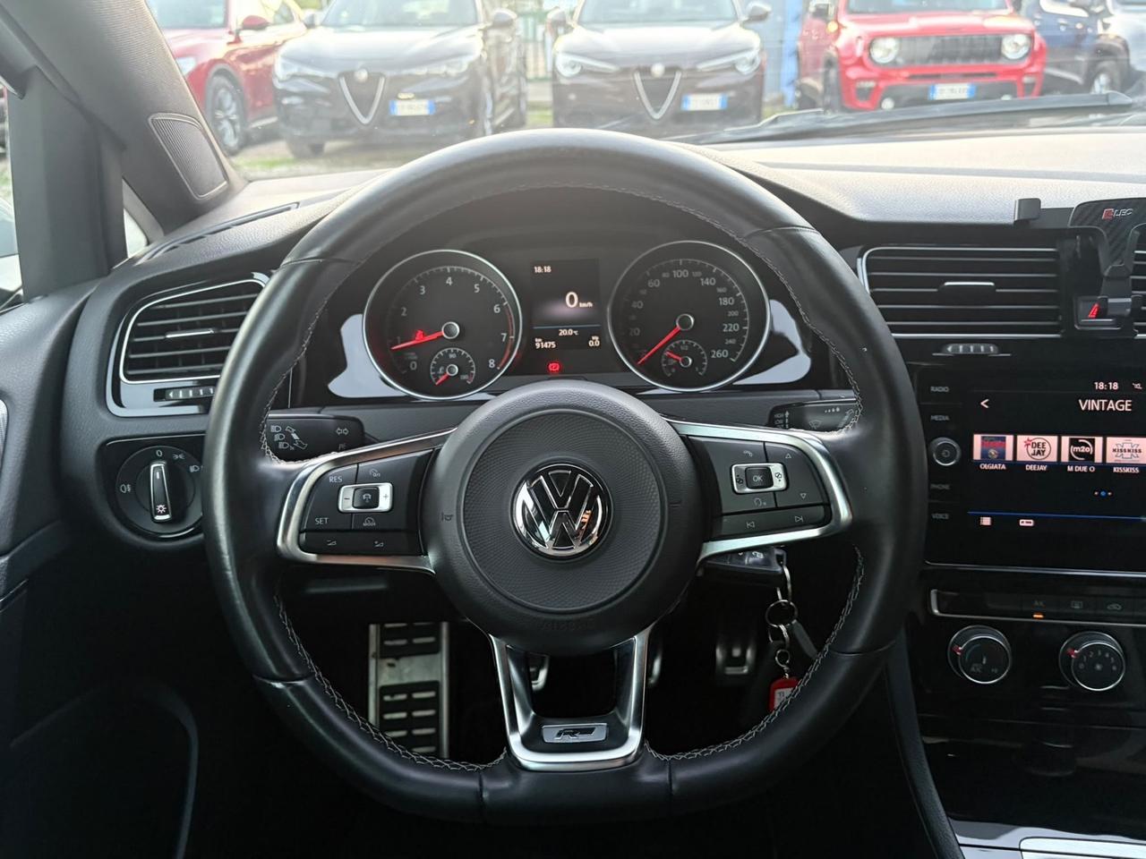 Volkswagen Golf 1.4 TSI R-Line Executive BlueMotion Technology