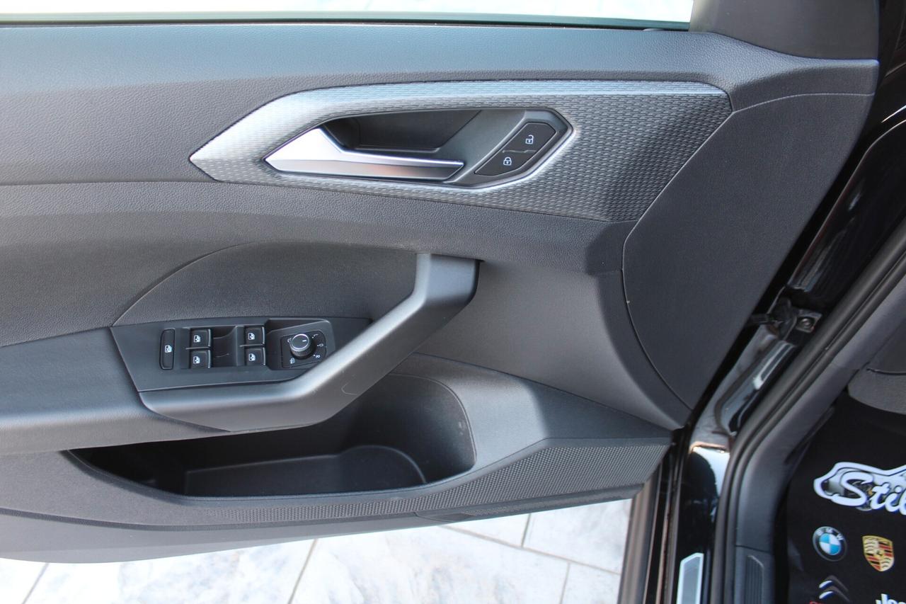 Volkswagen T-Cross 1.0 TSI Sport