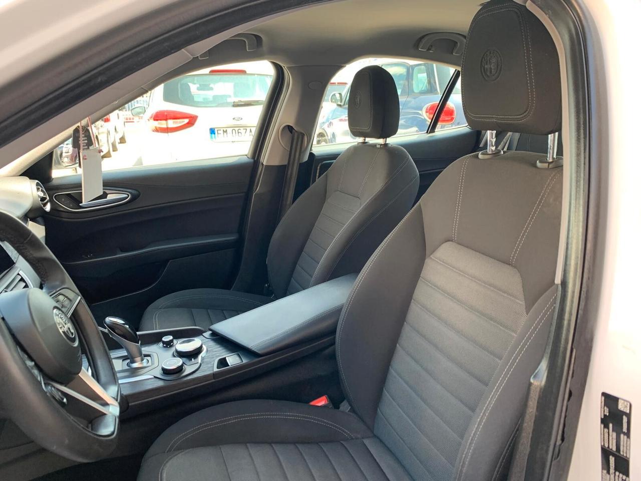 Alfa Romeo Giulia 2.2 Turbodiesel 160 CV AT8 Executive