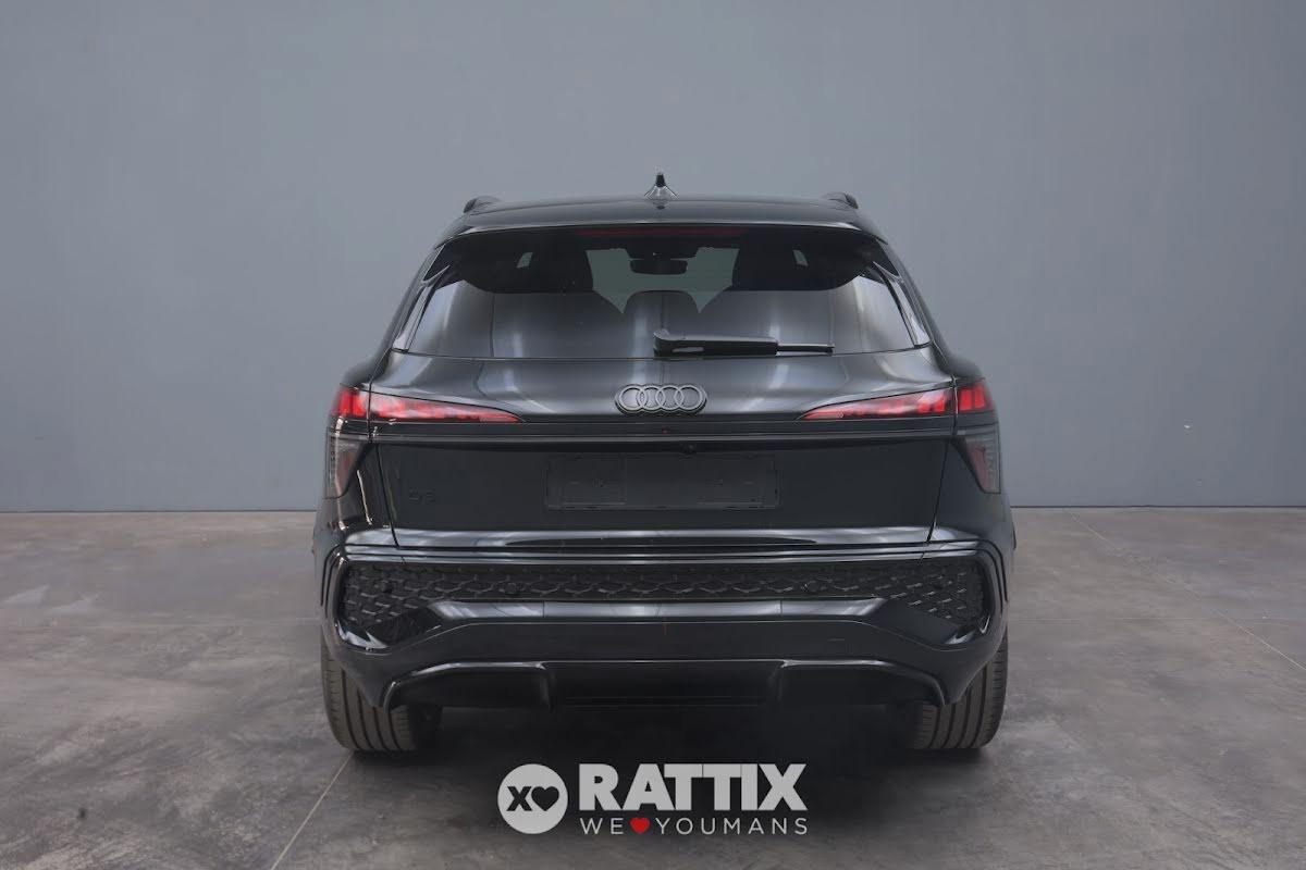 Audi Q3 1.5 tfsi mhev 150CV S line edition s-tronic + Pacchetto Tech Plus, tetto panoramico & gancio