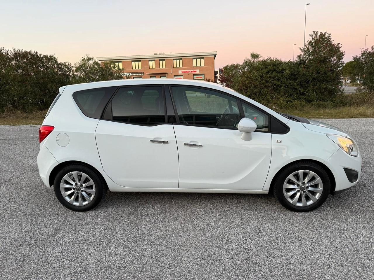 Opel Meriva 1.3 CDTI 95CV ecoFLEX Cosmo