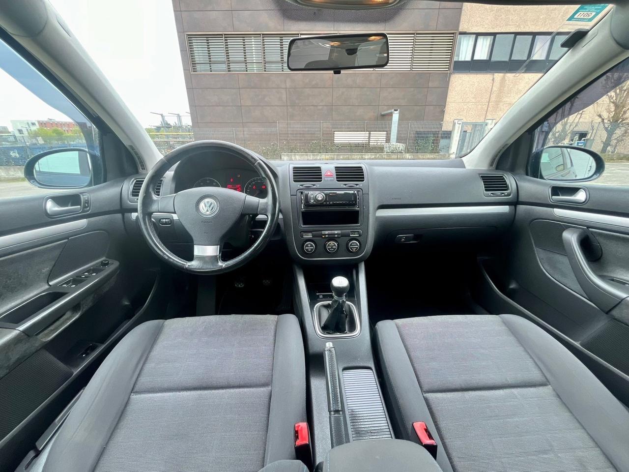 VW Golf 1.6benz 2007 154.000km cinghia e tagliando fatti