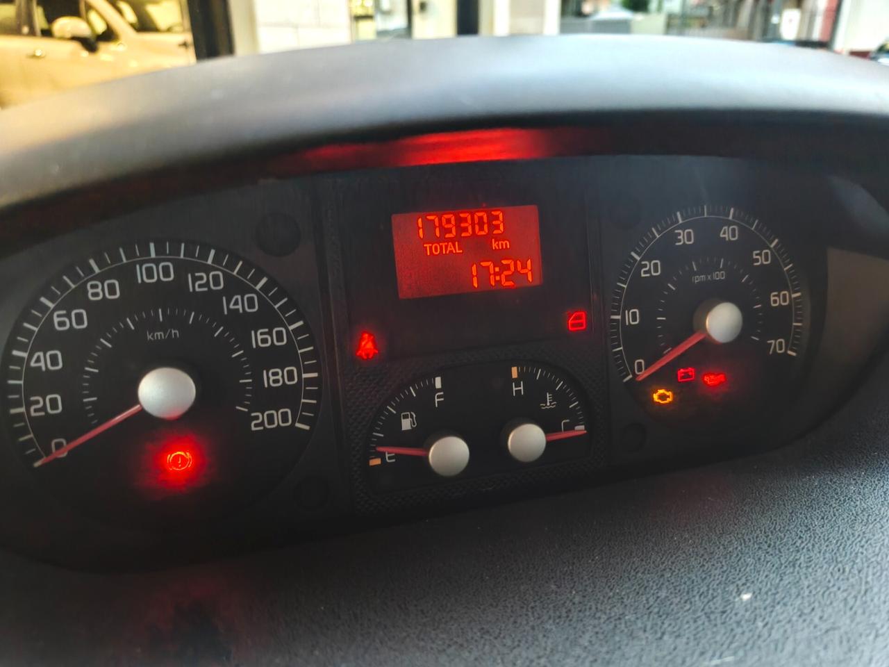 FIAT IDEA 1.2 Benzina-NEOPATENTATI-Euro4500