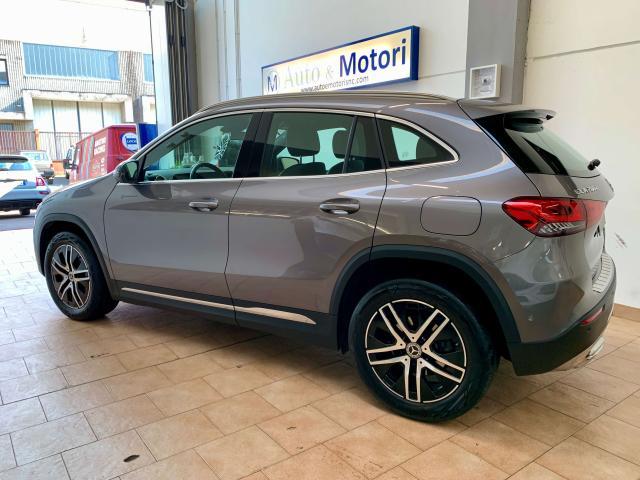 Mercedes-Benz GLA 200 GLA 200d Sport Plus auto