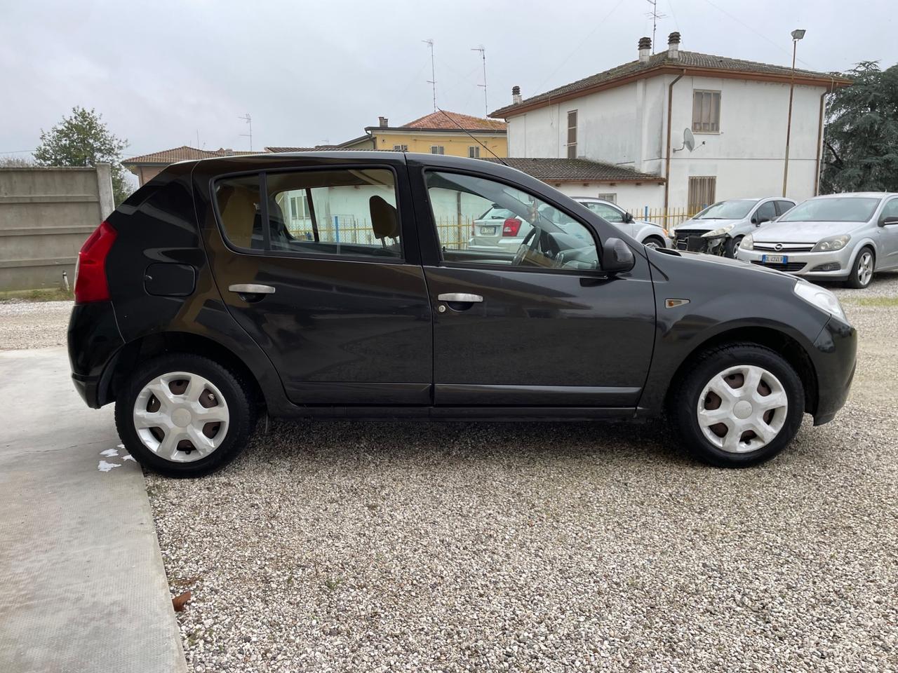 Dacia Sandero 1.2 16V Ambiance