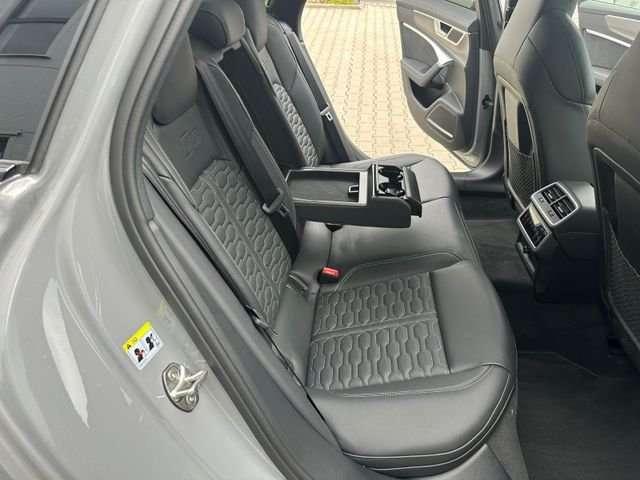 Audi RS6 RS6 AVANT 4.0 TFSI QUATTRO S TRONIC S LINE