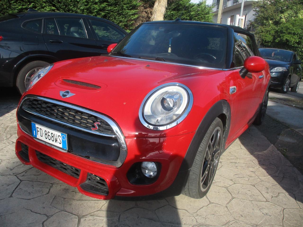 Mini Cabrio John Cooper Works S