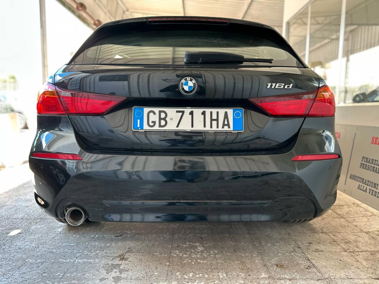 Bmw 116 116d 5p. Advantage auto