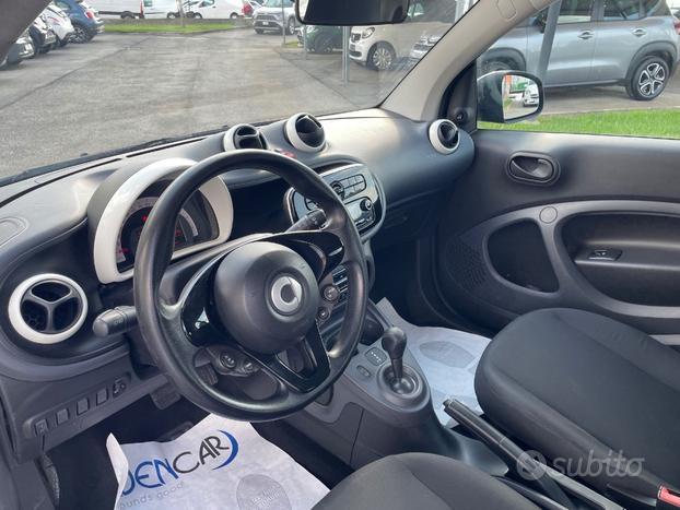 Smart fortwo coupe 1.0 Youngster 71cv twinamic
