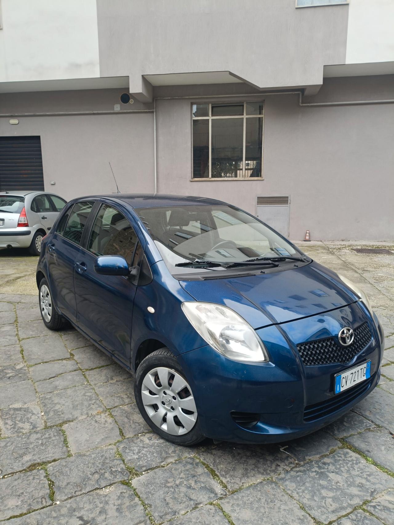 Toyota Yaris 1.0 Benzina
