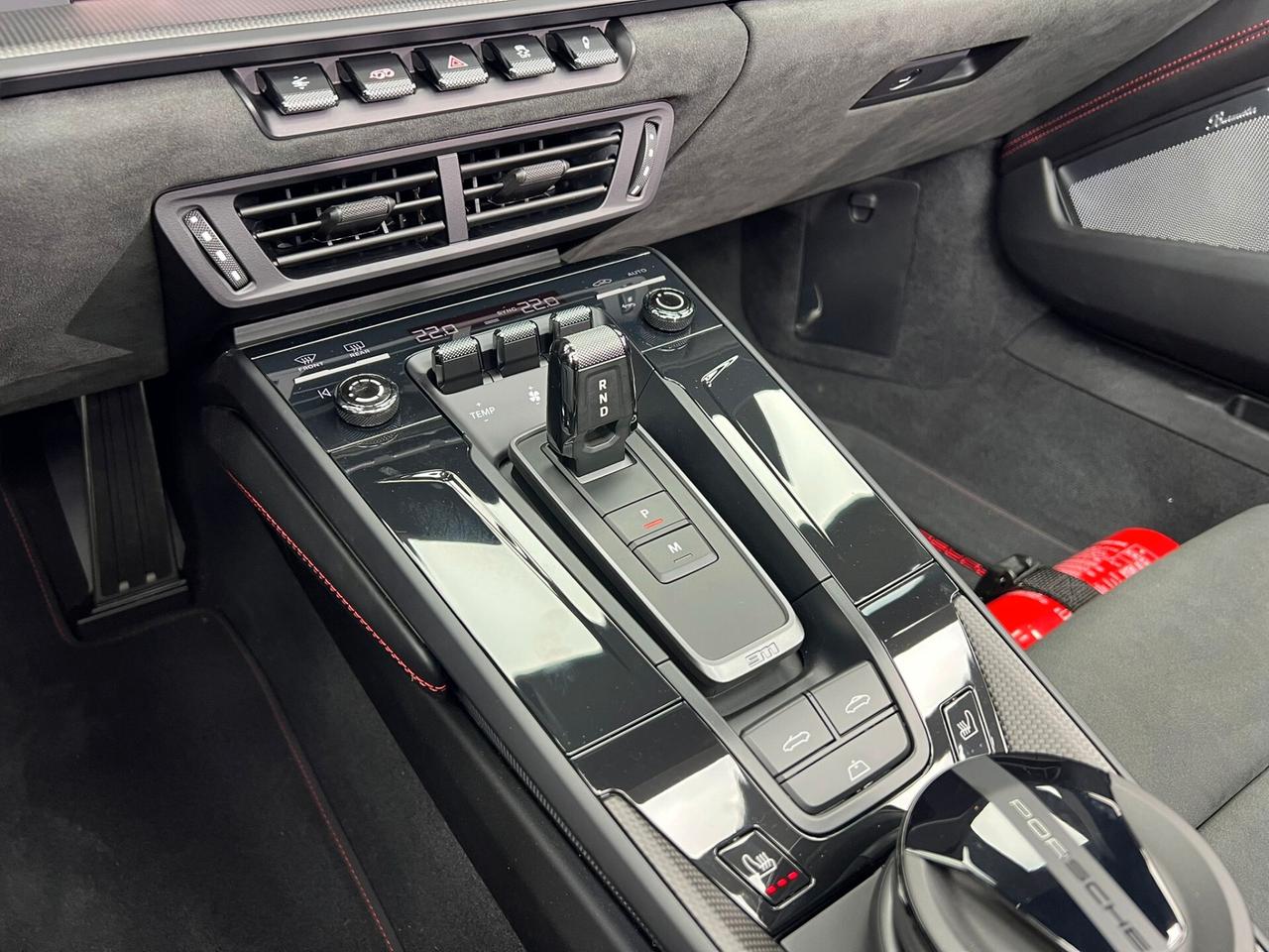 Porsche 992 Cabrio 3.0 Carrera 4 GTS auto (992)