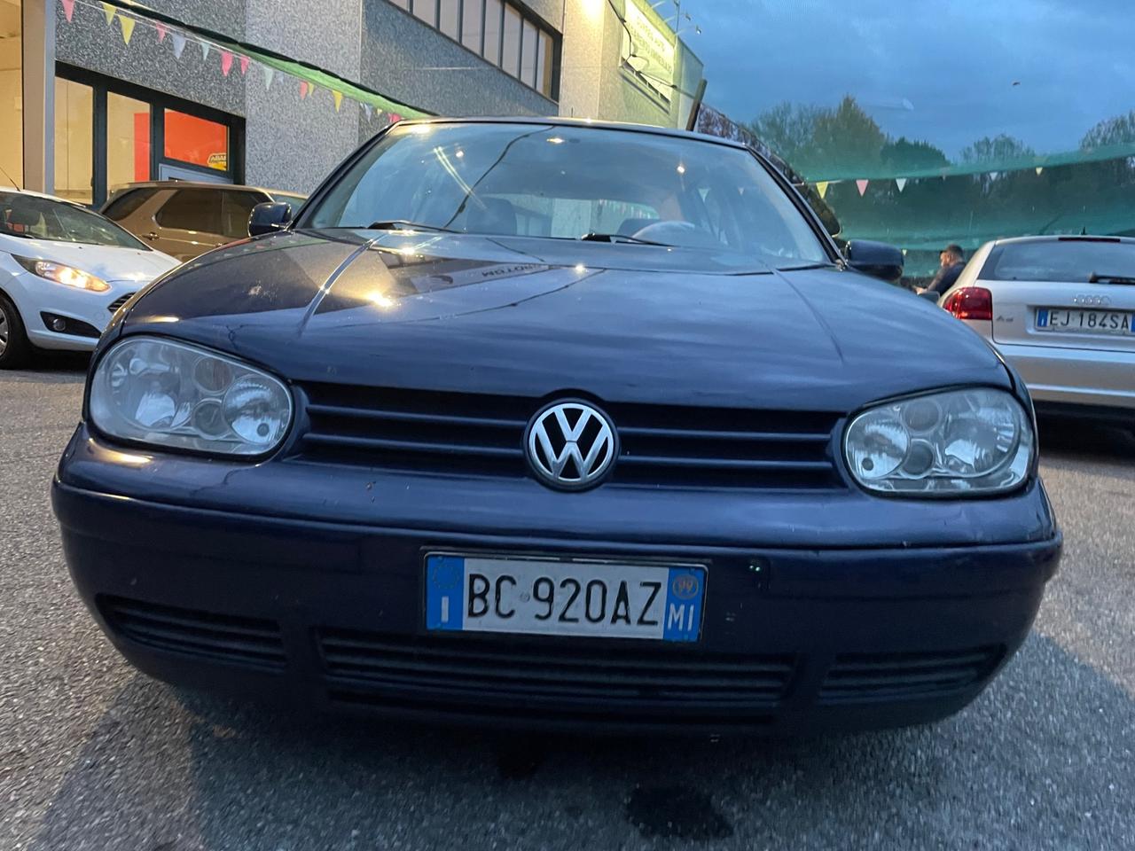 Volkswagen Golf 1.6 cat 5 porte Comfortline*Neopatentati*Cerchi*