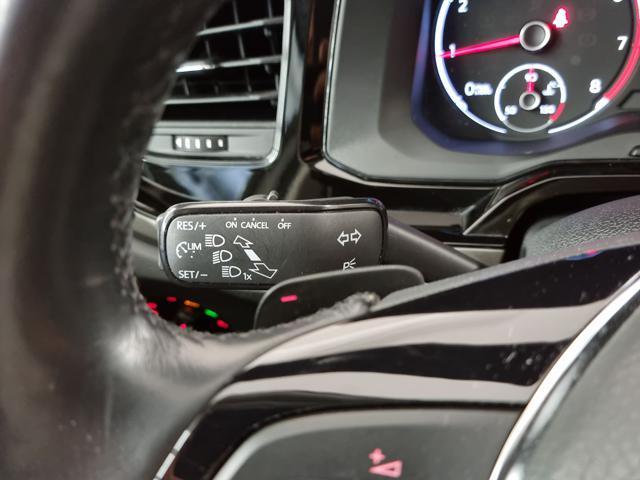 VOLKSWAGEN Polo 1.0 TSI DSG R-Line