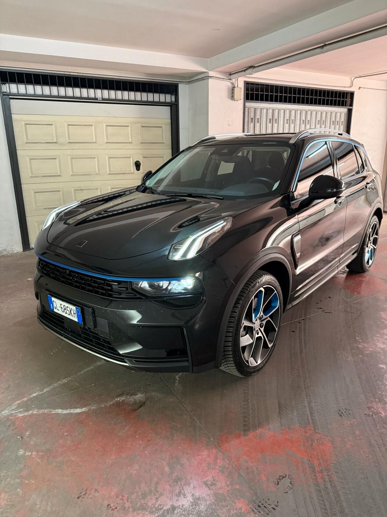 Lynk&co 01 PHEV