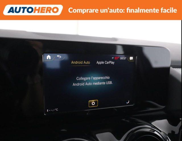 MERCEDES-BENZ GLA 180 Automatic Business