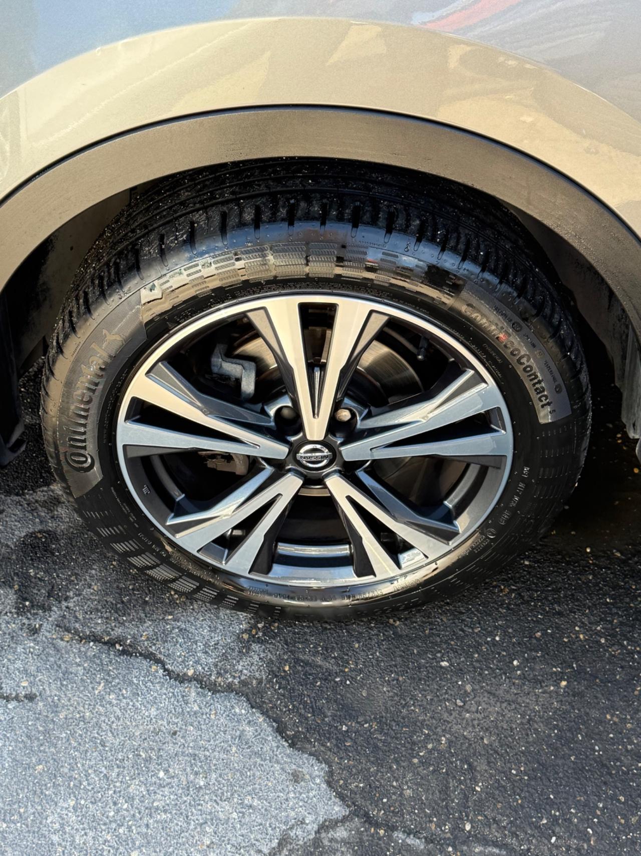 Qashqai 1..5 dCi 115 CV Tekna+-unipro-rate-garanzia