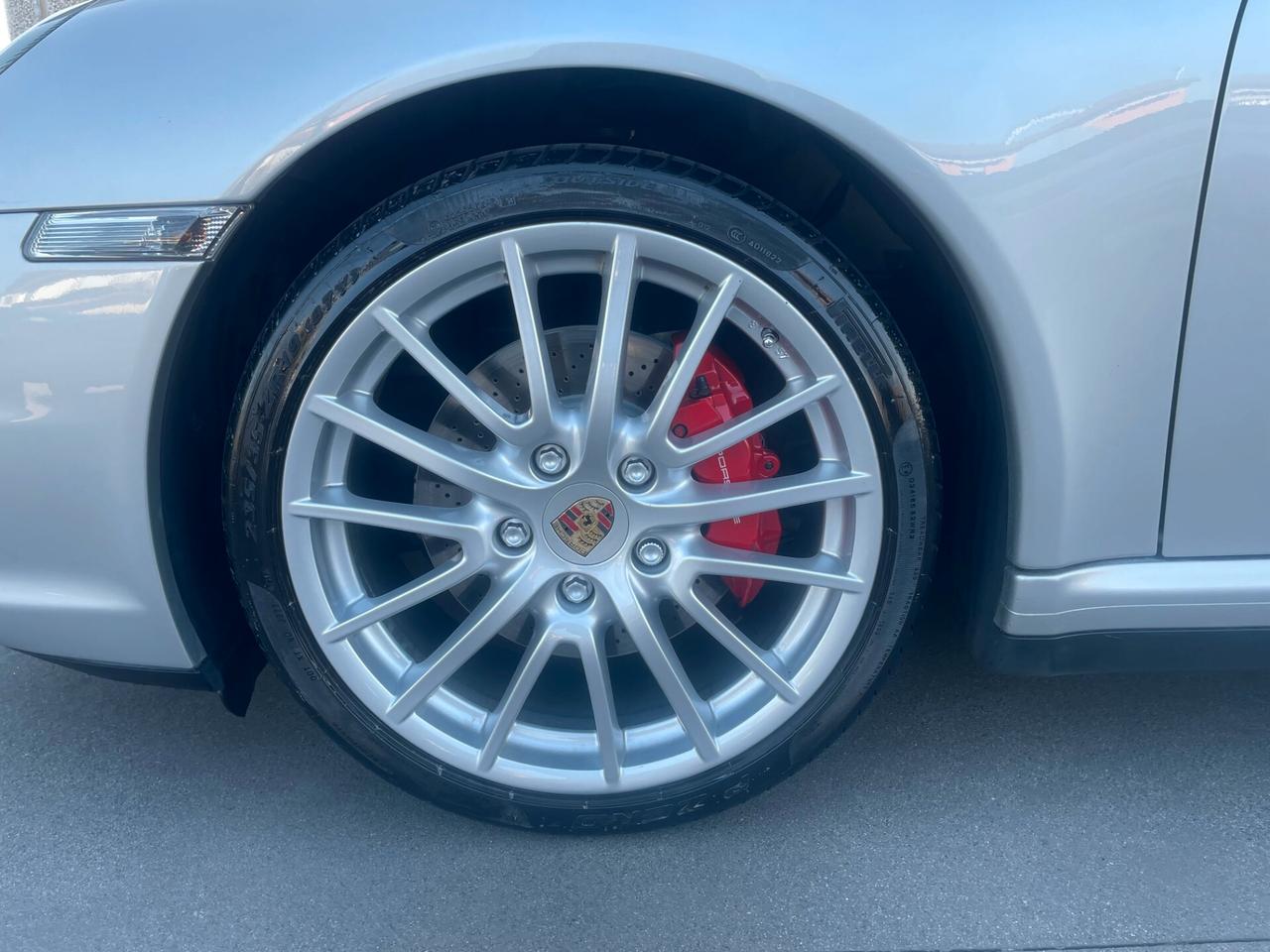 Porsche 911 Carrera 4S Coupé manuale possibilita' del CRS dal 2027