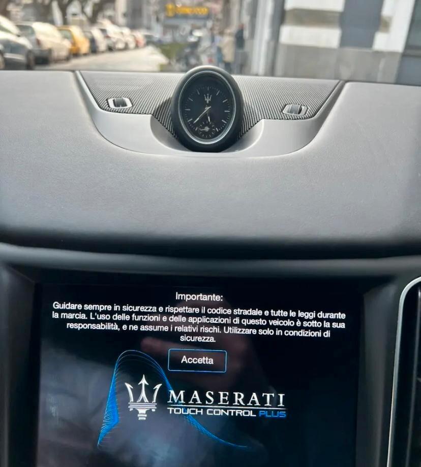 Maserati Levante V6 Diesel 275 CV AWD Gransport