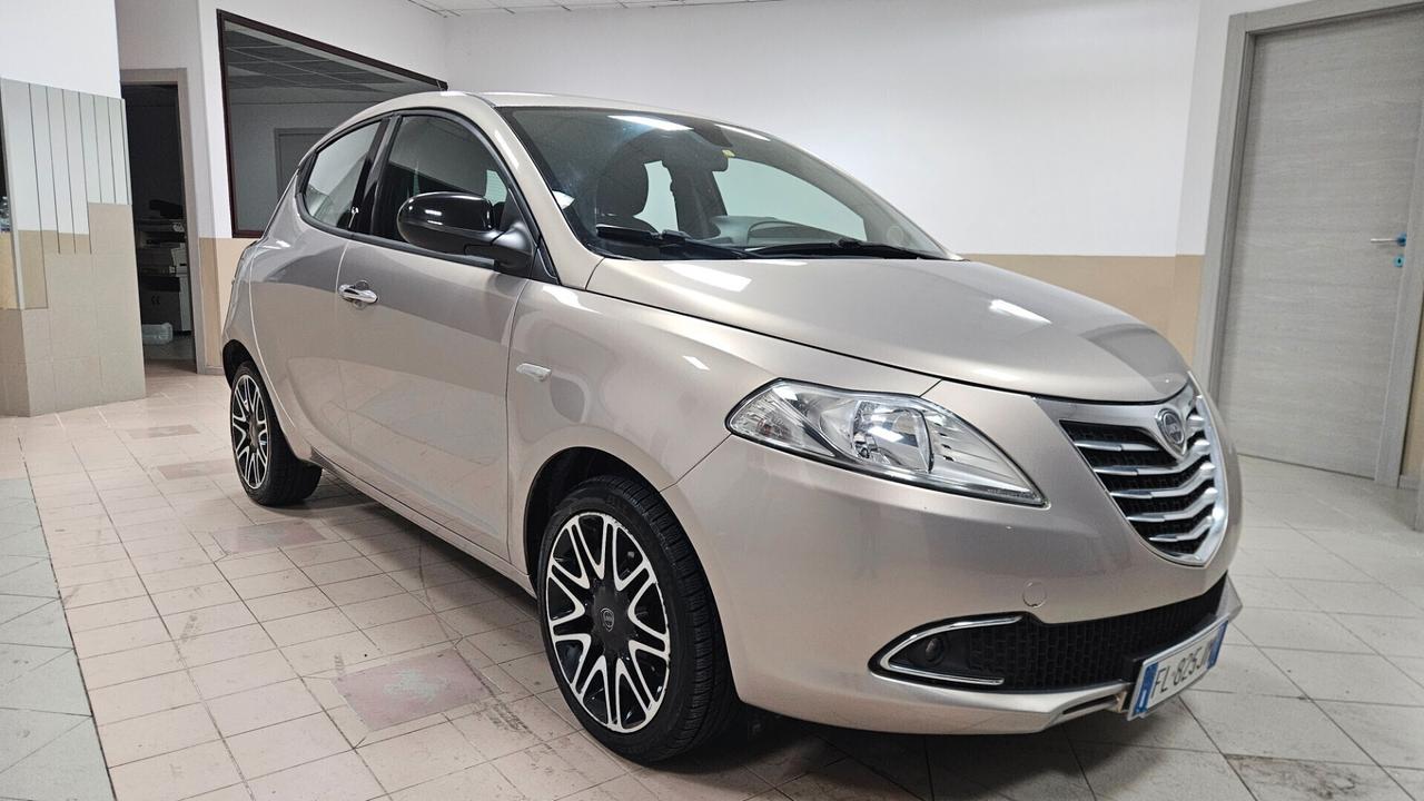 Lancia Ypsilon 1.3 MJT 16V 95 CV 5 porte S&S Gold
