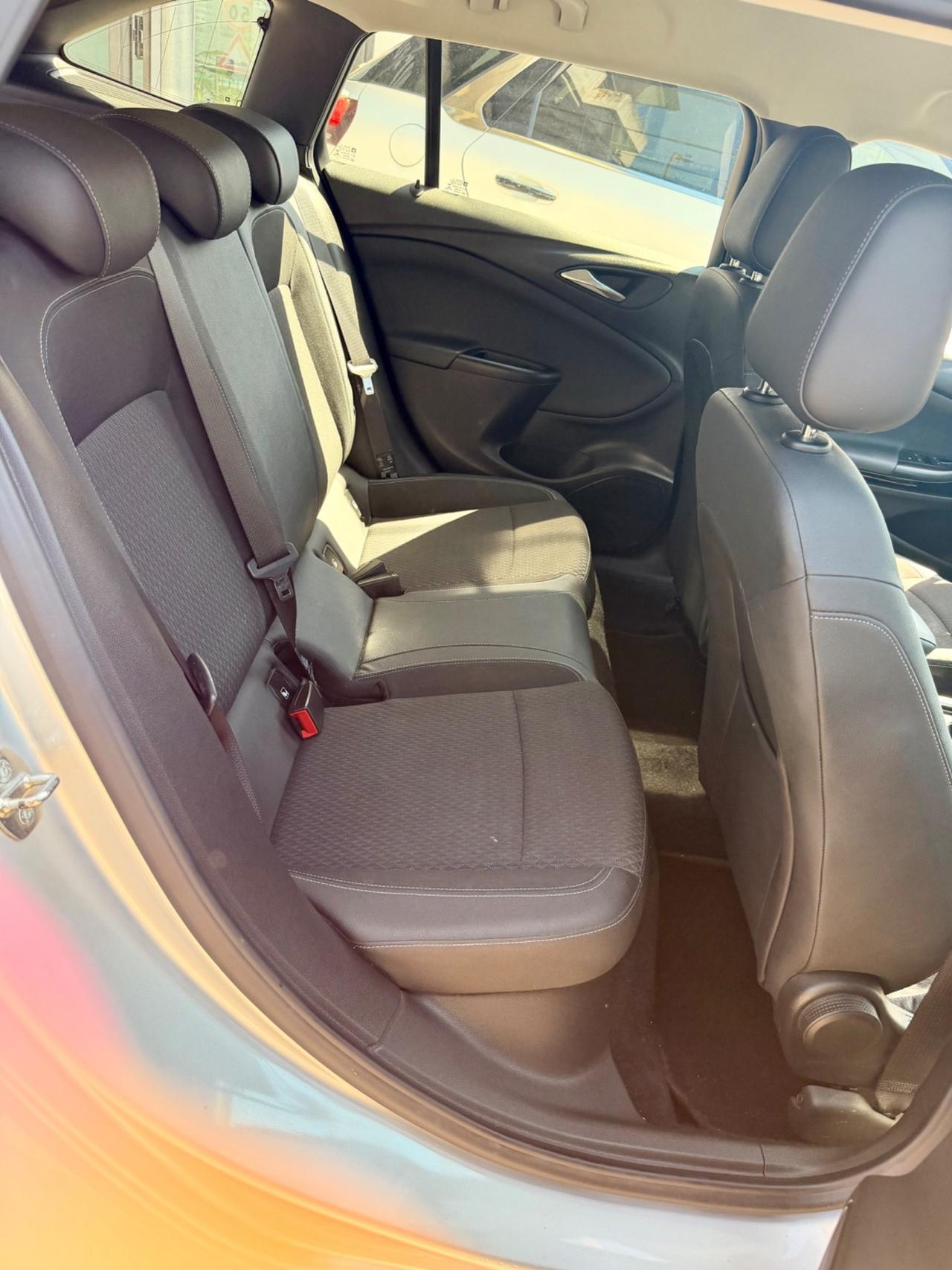 Opel Astra 1.6 CDTi 110CV Start&Stop Sports Tourer Innovation