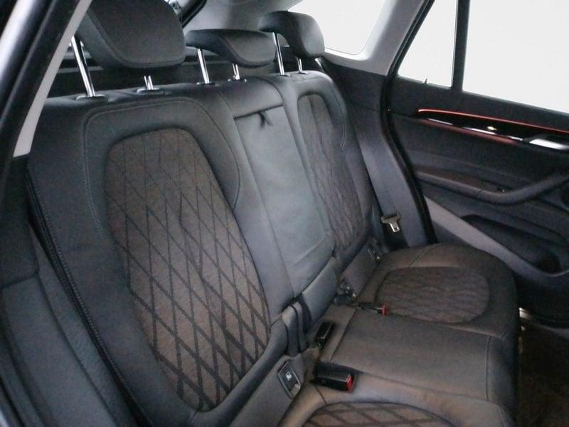 BMW X1 sdrive18i xLine 140cv auto