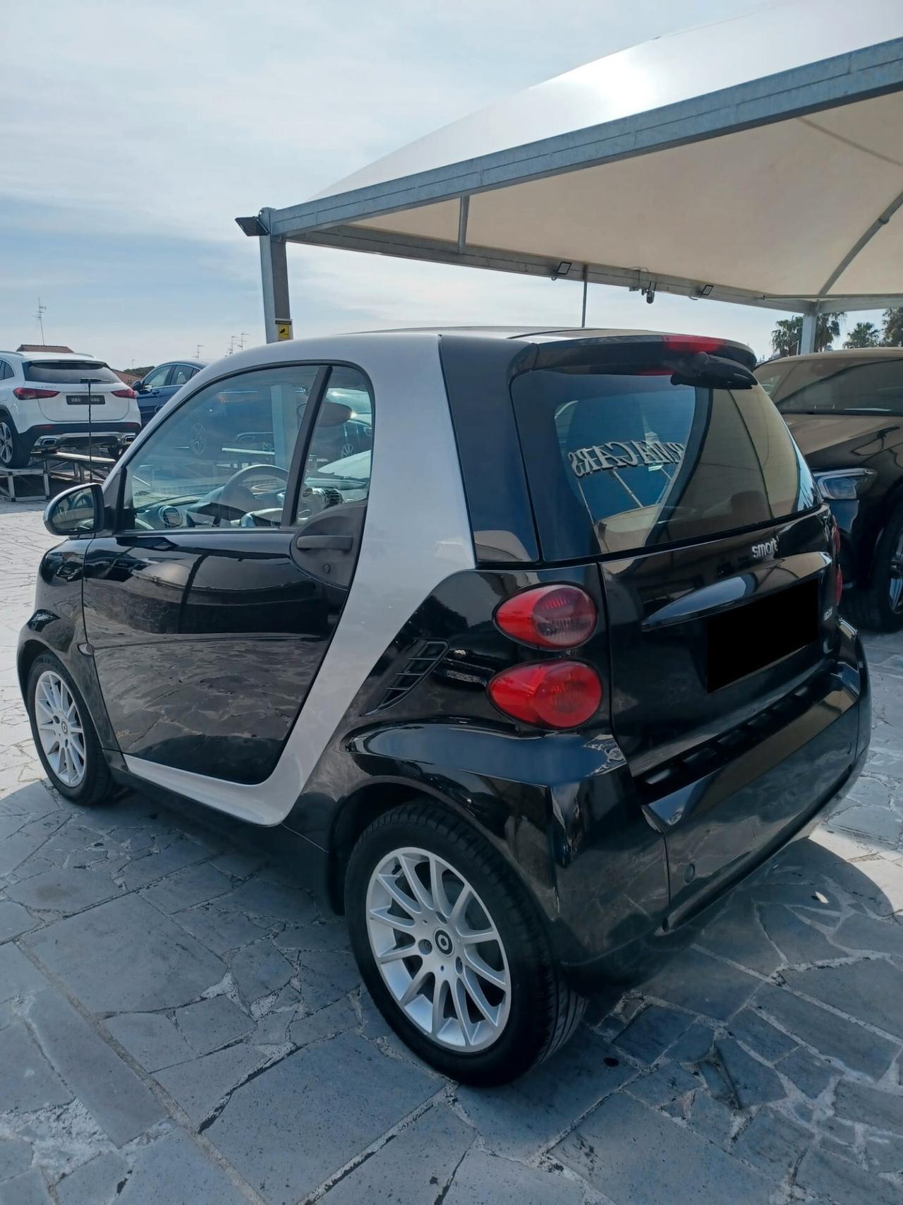 Smart ForTwo 1000 52 kW MHD coupé passion