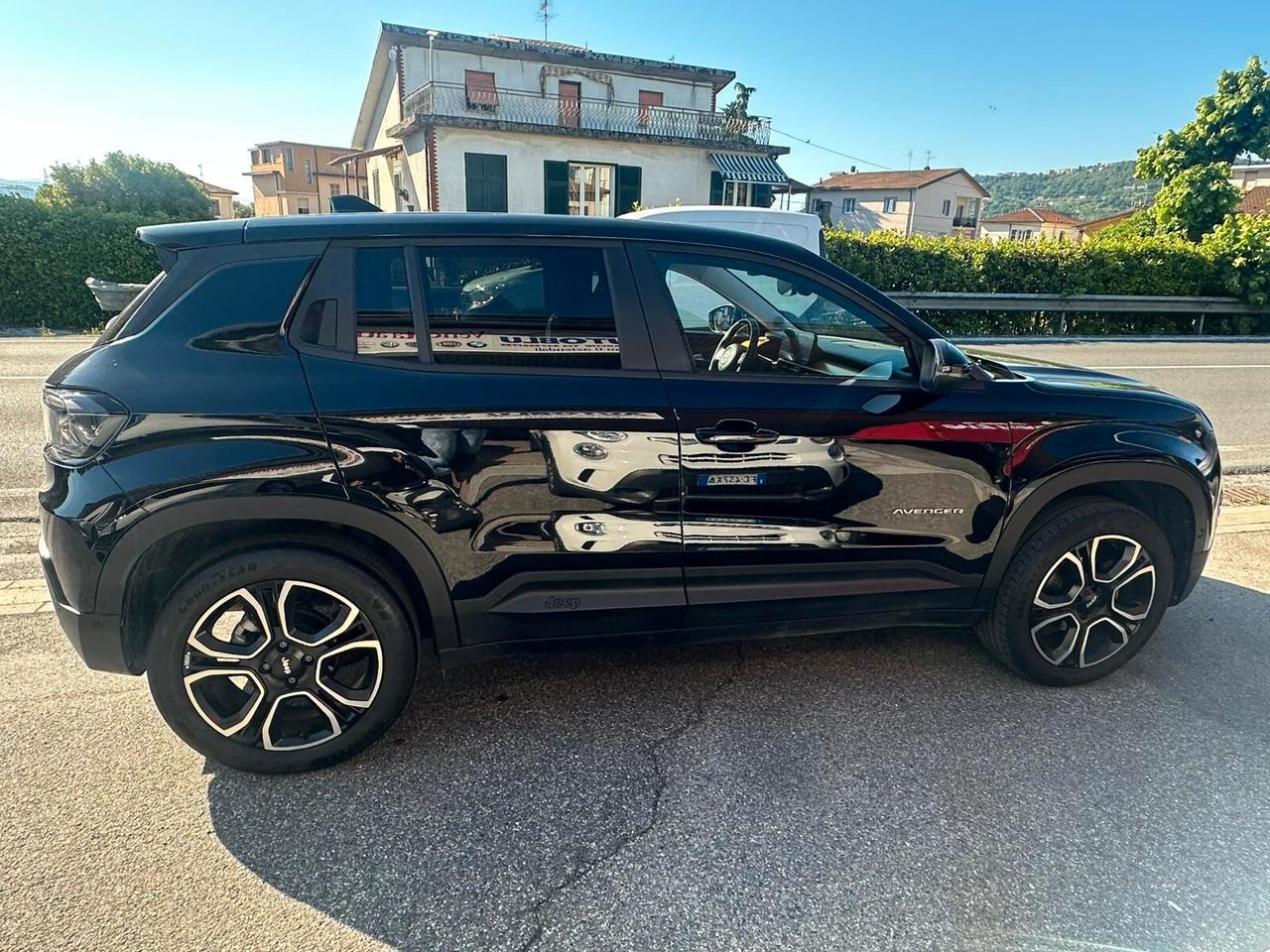 Jeep Avenger 1.2 Turbo 100 CV Summit