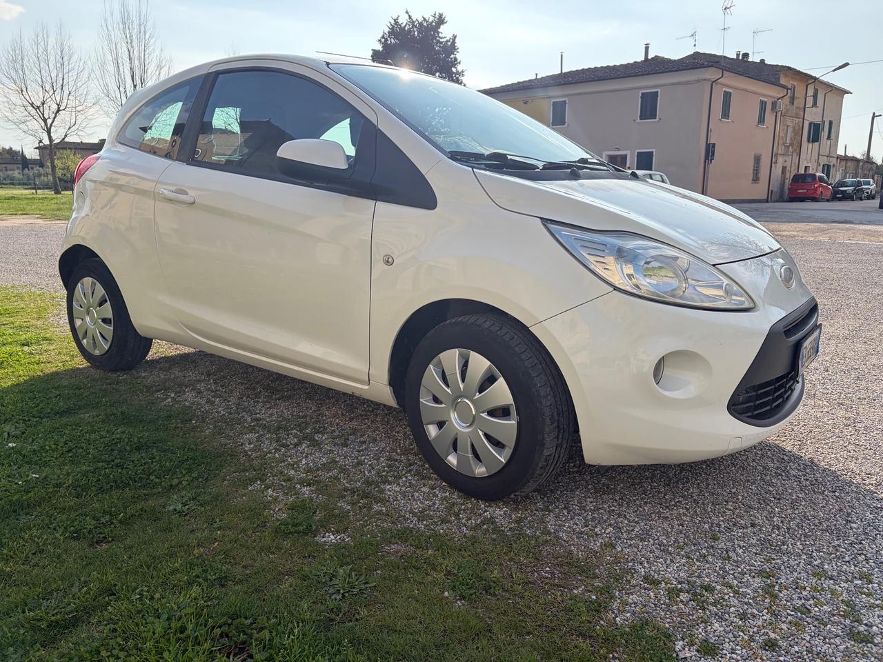 FORD KA 1.2 benz