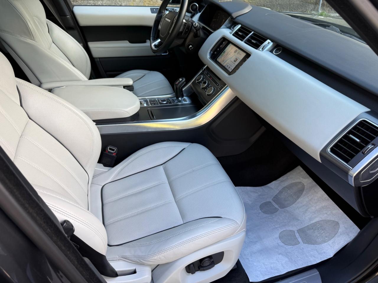 Land Rover Range Sport 3.0 TDV6 HSE Dynamic