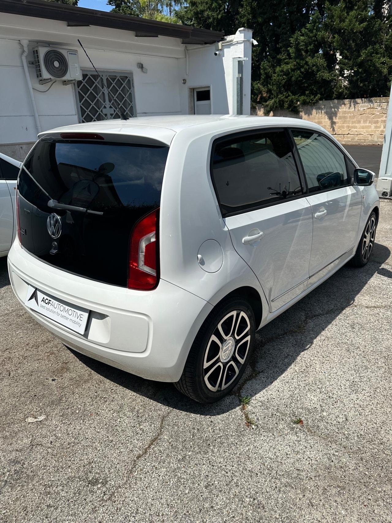 Volkswagen up! 1.0 75 CV 5p. high