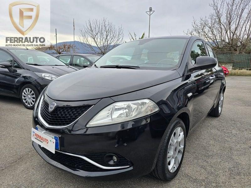 Lancia Ypsilon 0.9 TwinAir 85 CV 5 porte S&S DFN Gold
