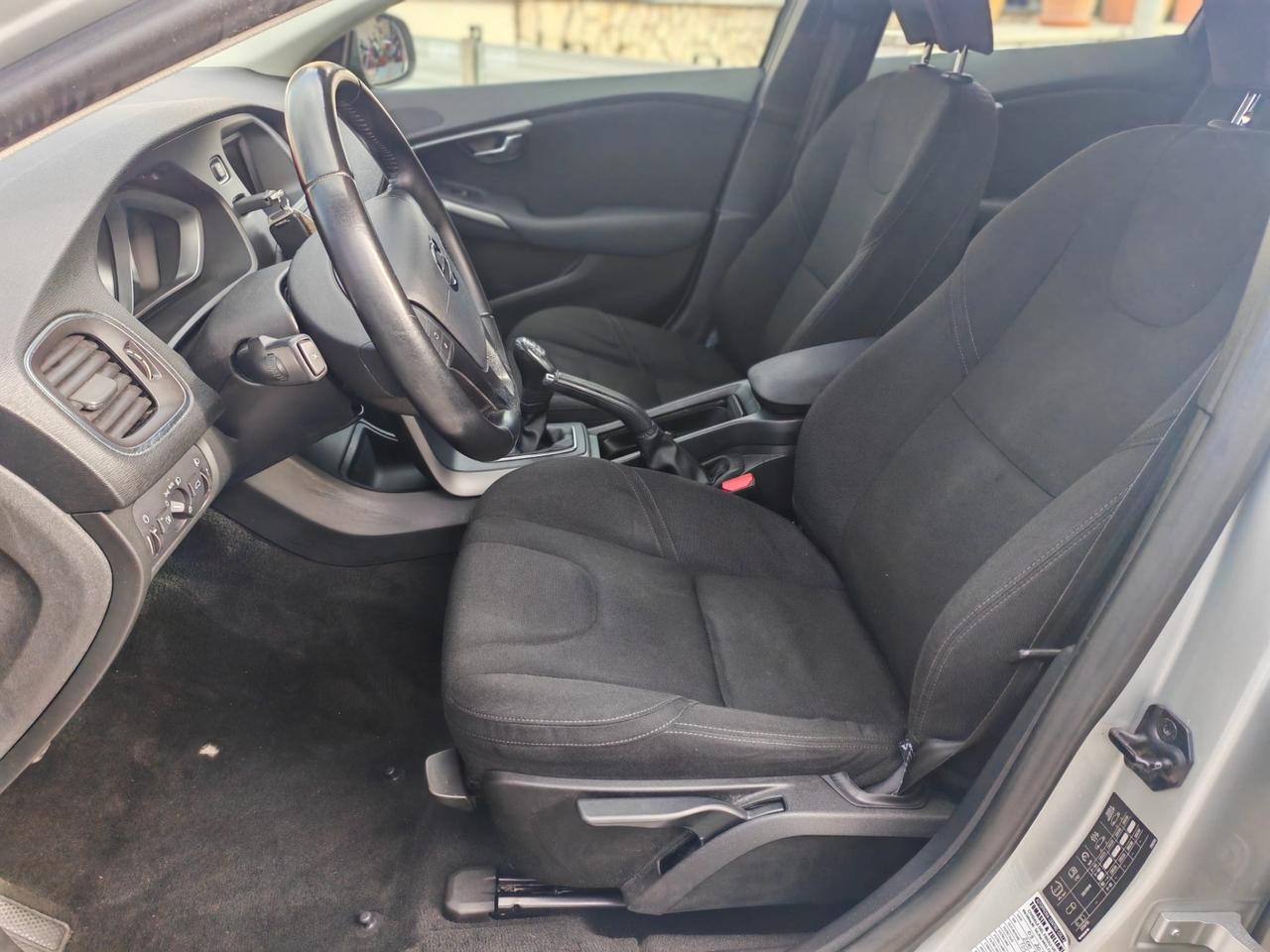 Volvo V40 D2 1.6