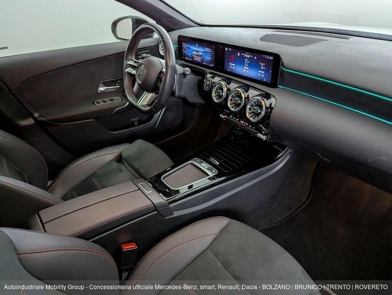 Mercedes-Benz Classe A 180D SEDAN PREMIUM AMG LINE AUTOMATIC "NEOPATENTATI"