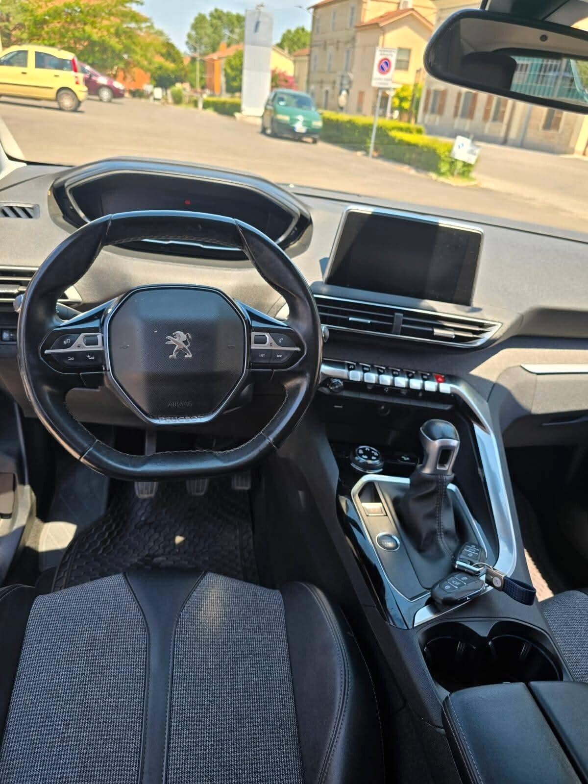 Peugeot 3008 BlueHDi 130 S&S Allure 1.5