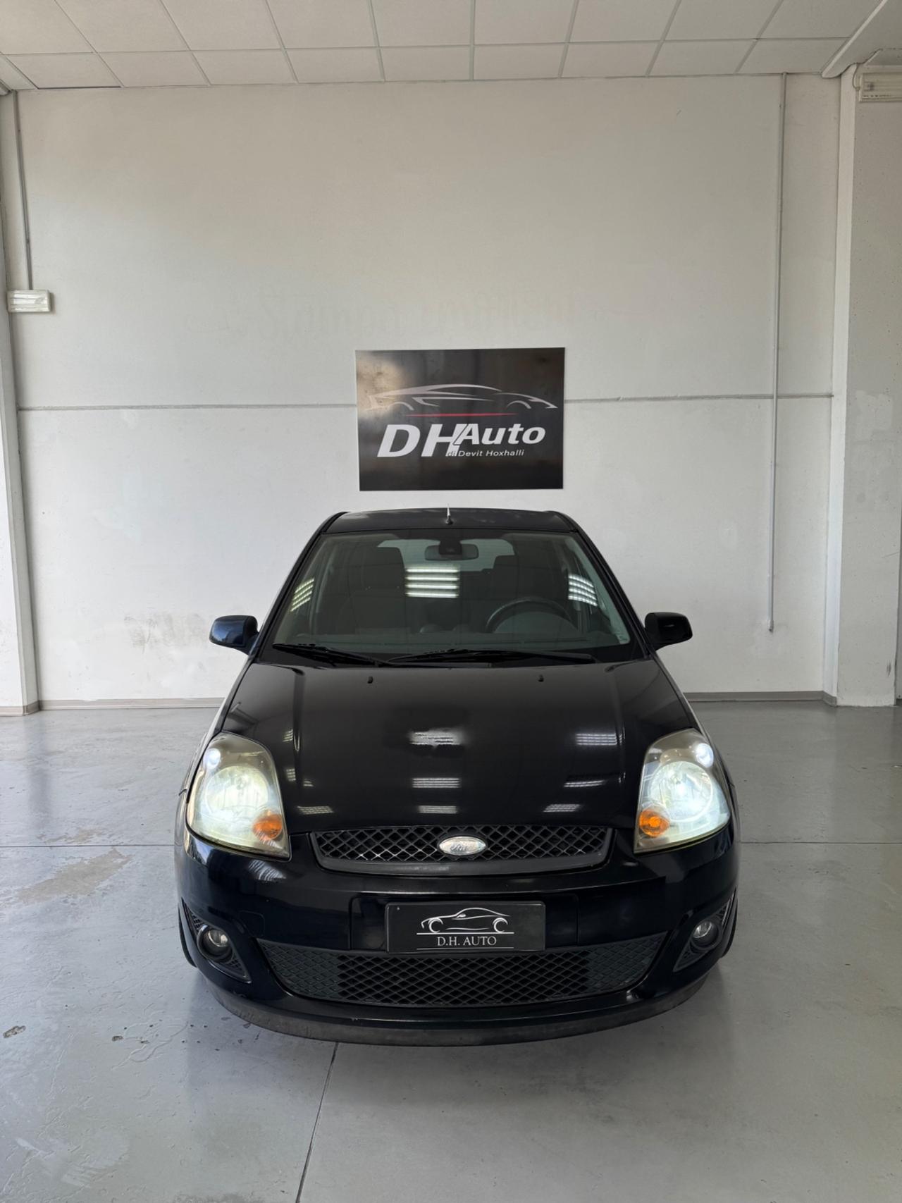 Ford Fiesta 1.4 TDCi 5p. Titanium