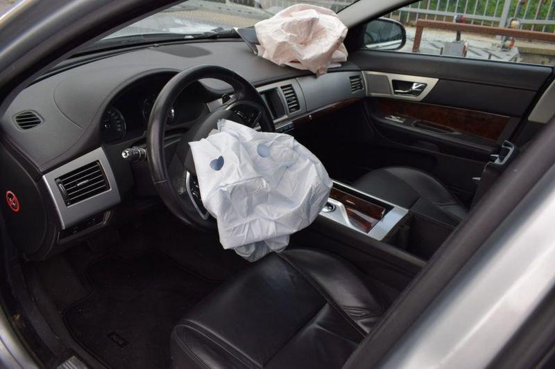 Jaguar XF 2.2 D 190 CV Luxury FULL OPTIONAL