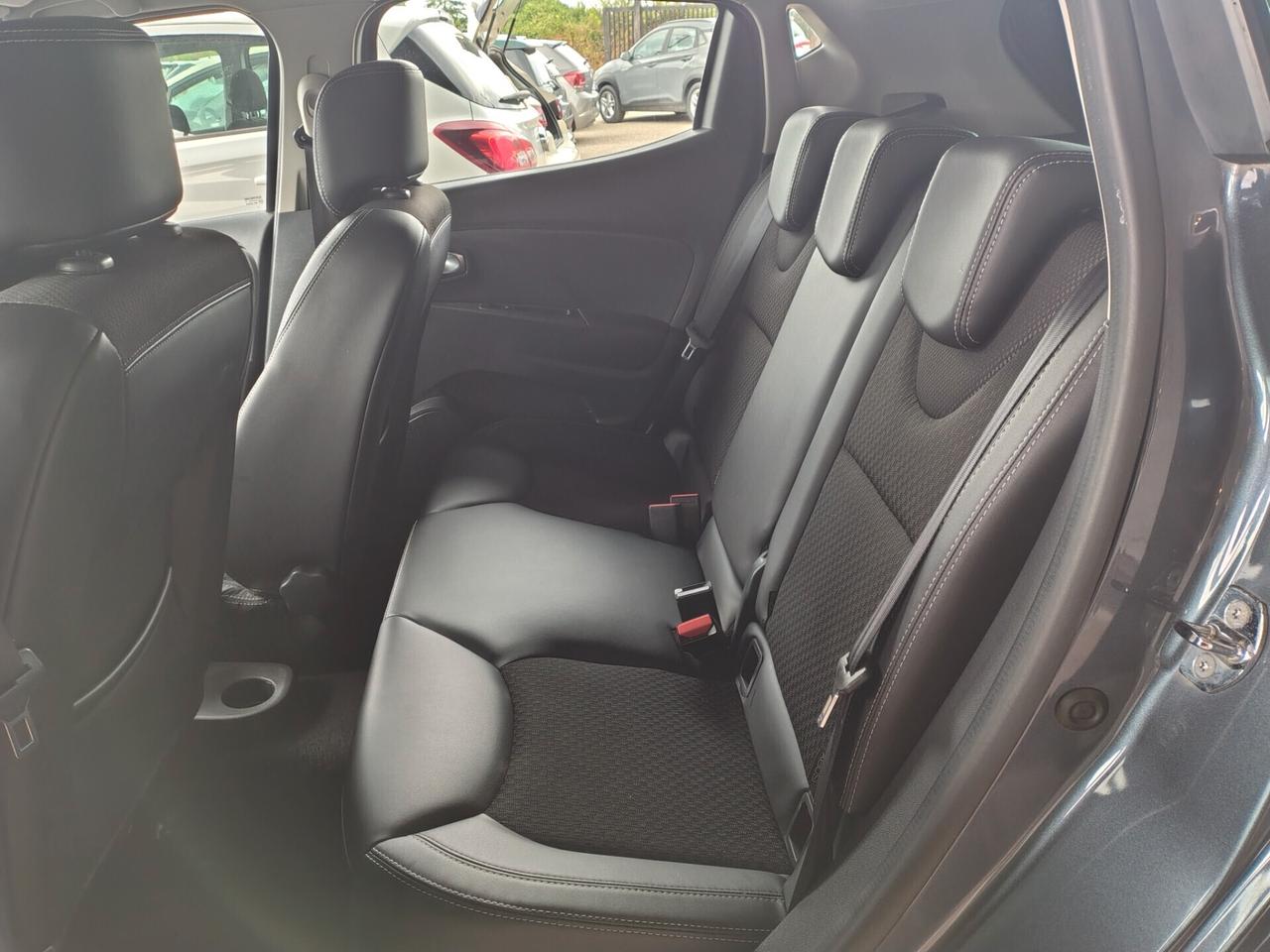 Renault Clio TCe 12V 90 CV 5 porte Moschino Life