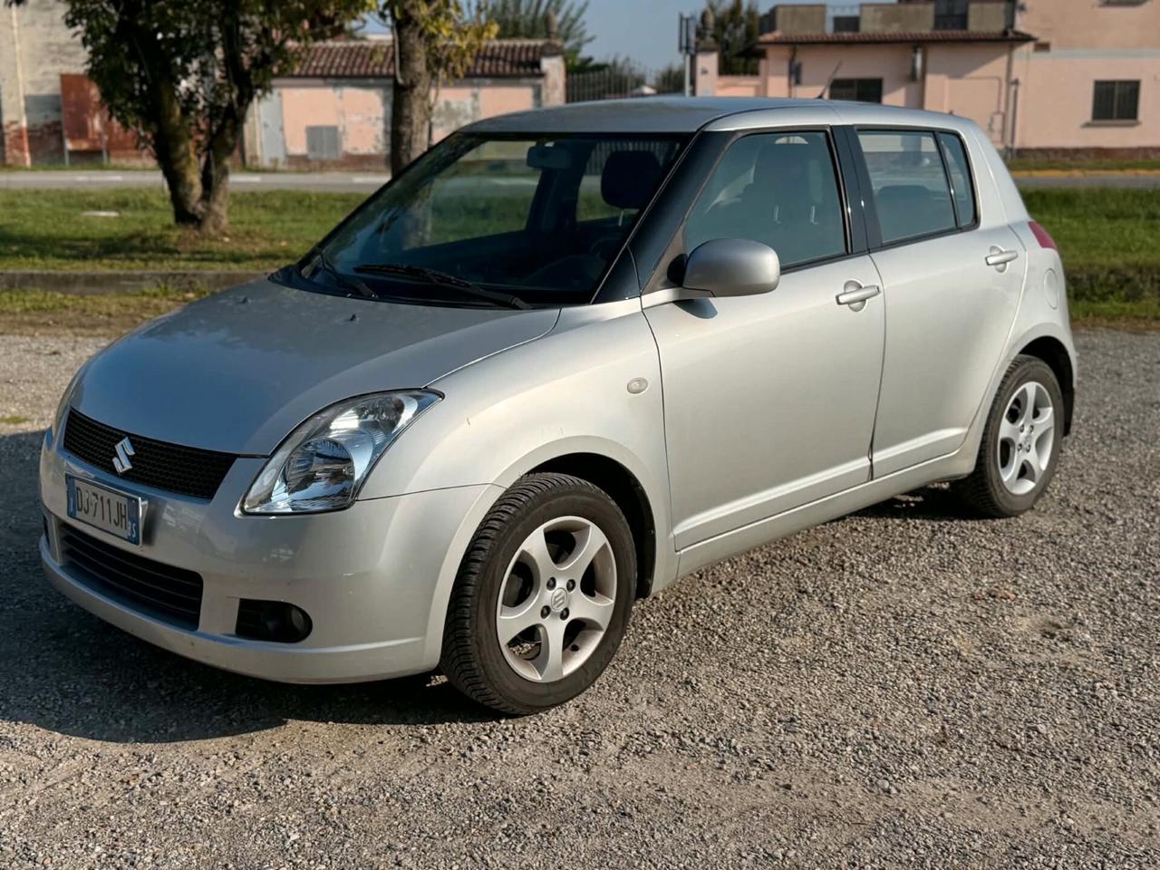 Suzuki Swift 1.3 4X4