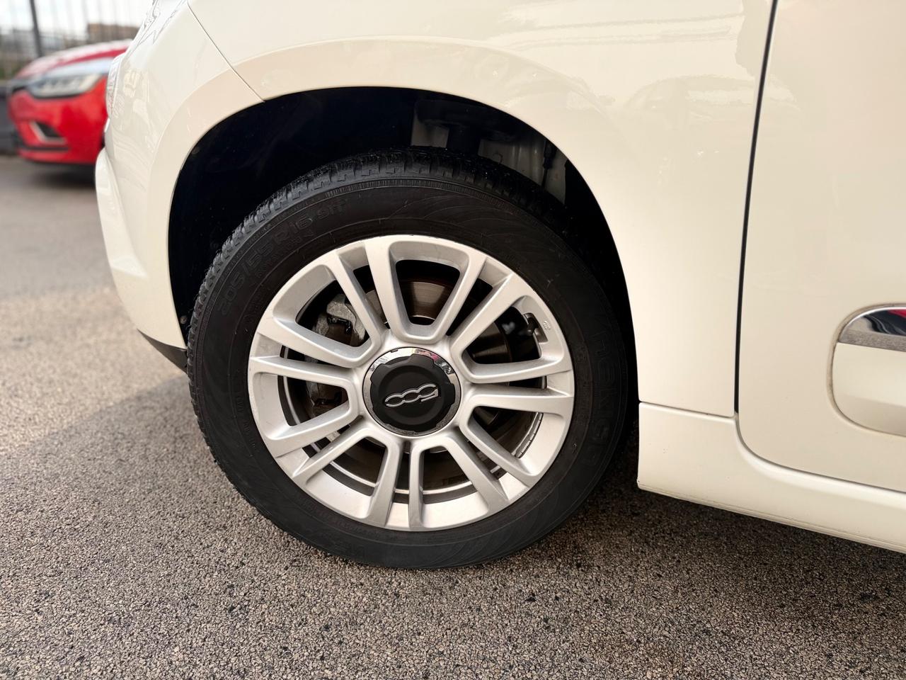 Fiat 500L 1.4 95 CV Lounge CON SOLI 64 MILA KM