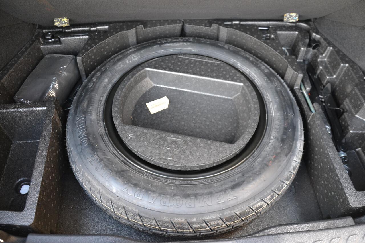 Toyota C-HR 1.8 HYBRID **PREZZO REALE**UNIPRO'**LED-NAV-RCAM**