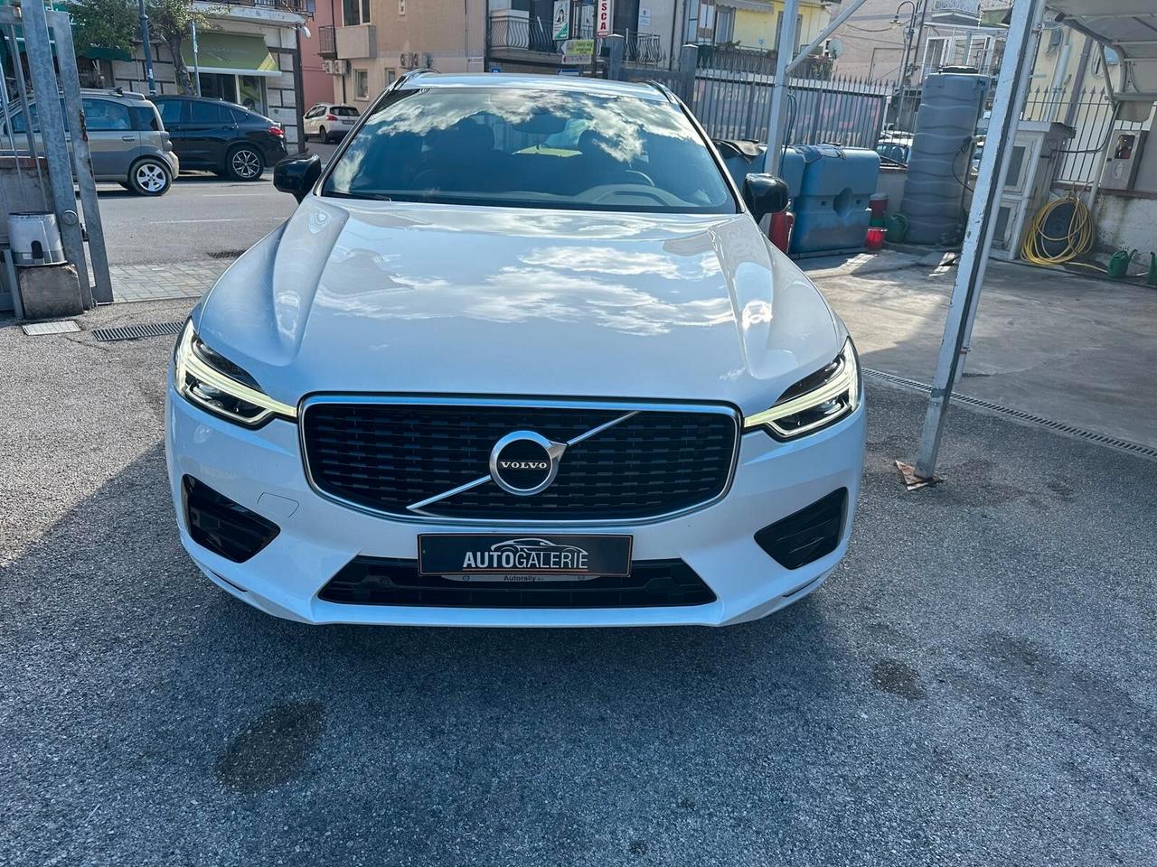 Volvo XC 60 XC60 B4 (d) Geartronic R-design