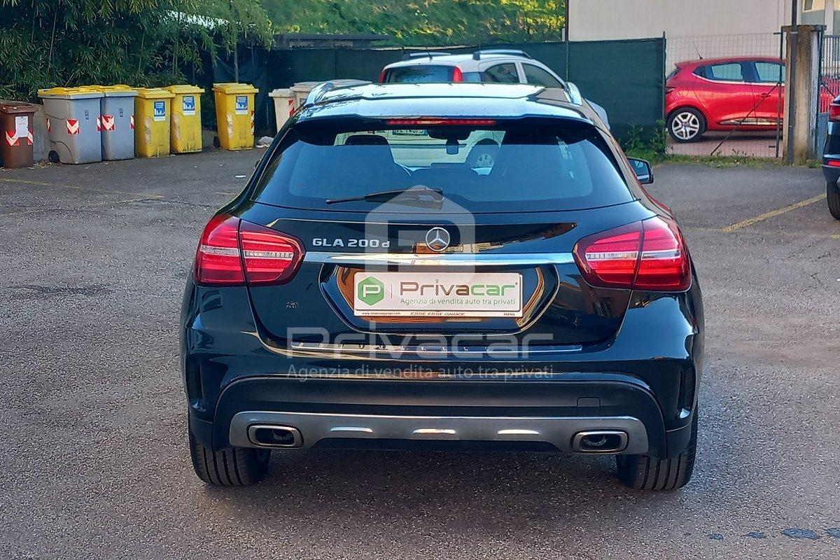 MERCEDES GLA 200 d Automatic Premium