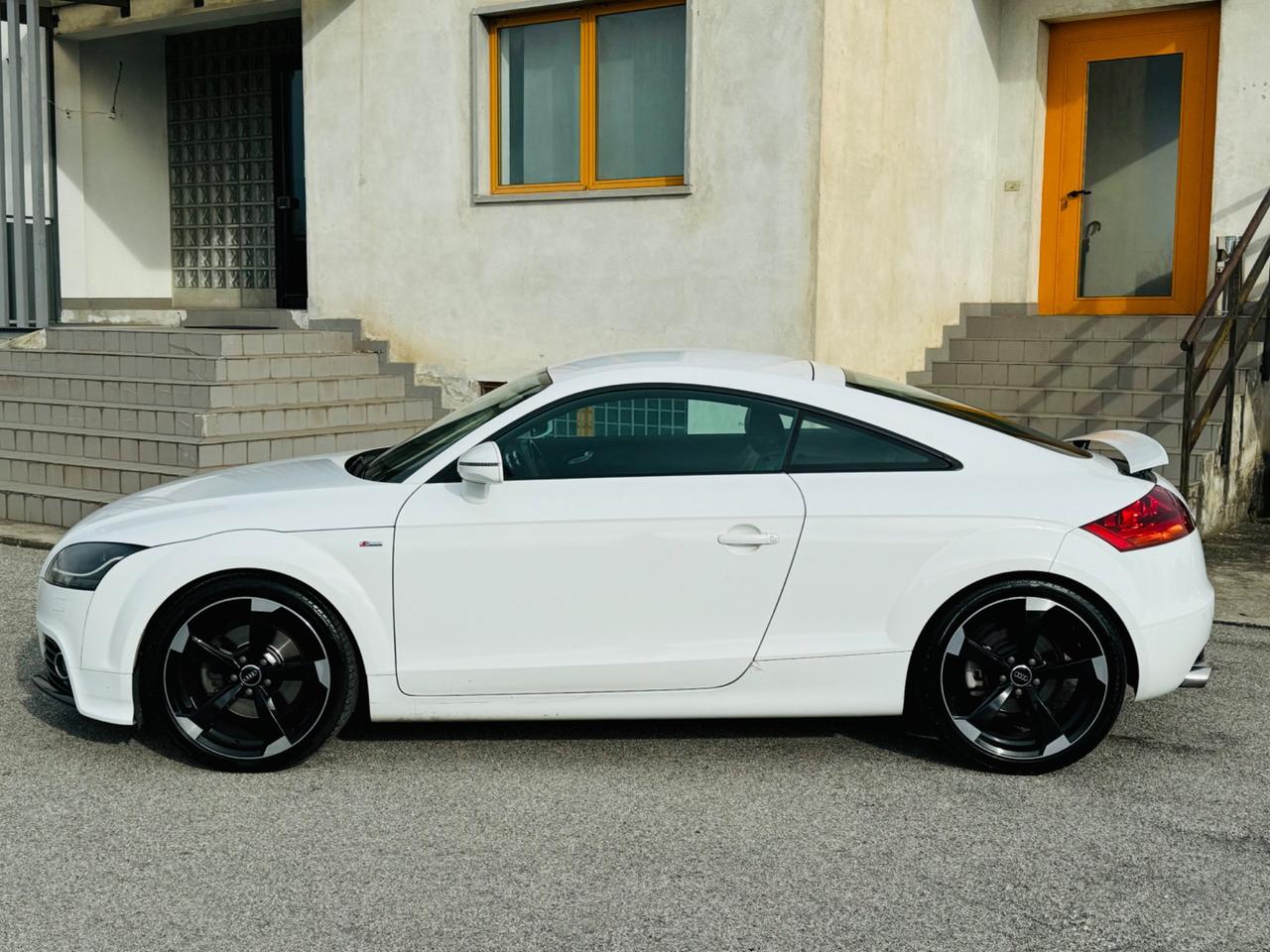 Audi TT 2.0 TFSI 2009 160.000 km garanzia 12 mesi