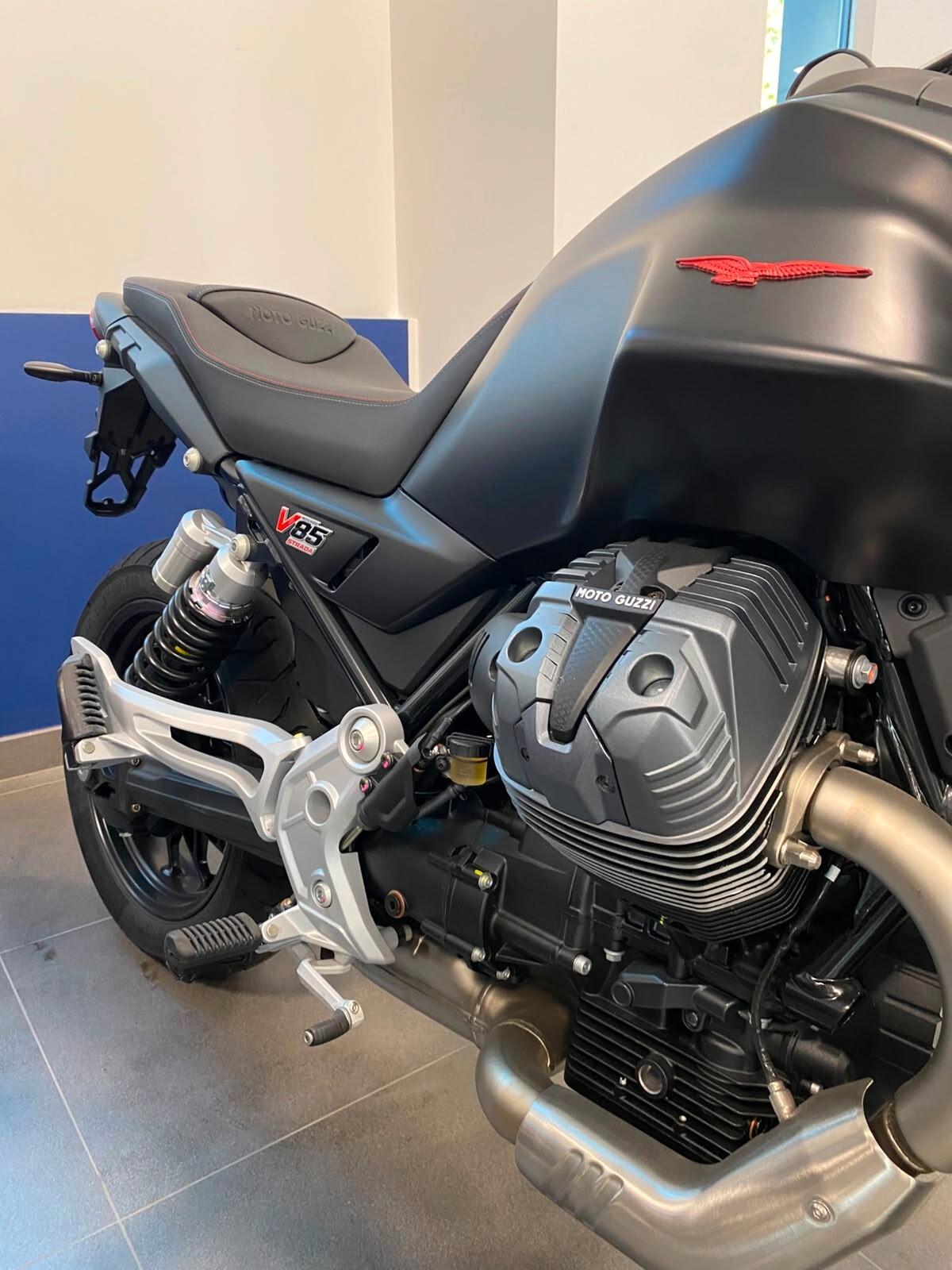 Moto Guzzi V 85