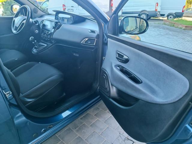 LANCIA Ypsilon 1.0 FireFly 5 porte S&S Hybrid Gold