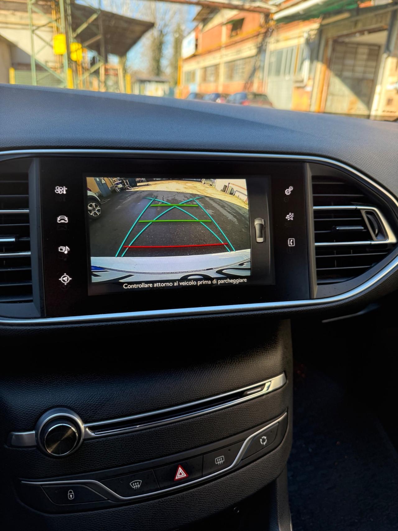 Peugeot 308 BlueHDi 120 S&S SW Allure